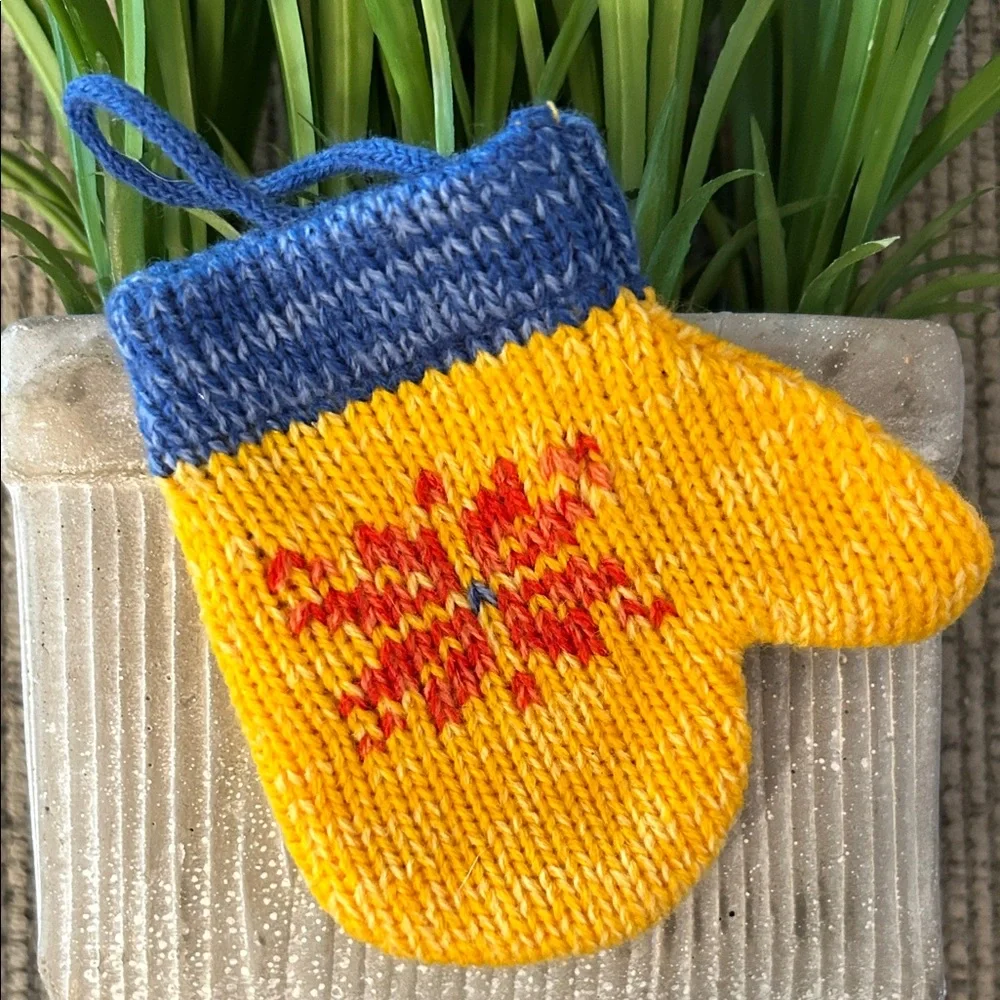 None cute knit
